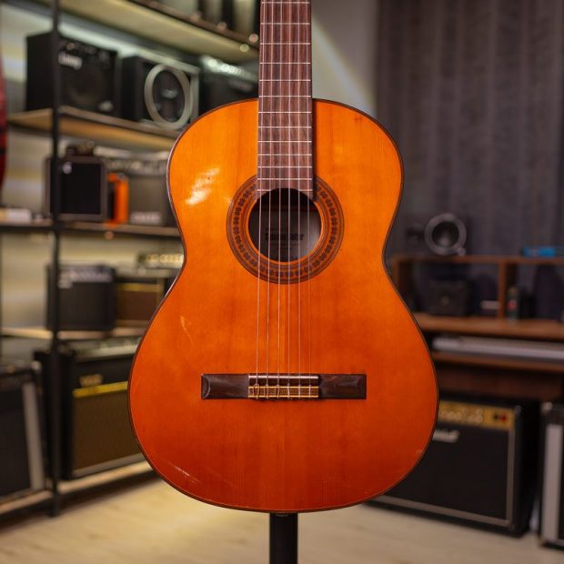 گیتار کلاسیک شینانو Shinano Classic Guitar