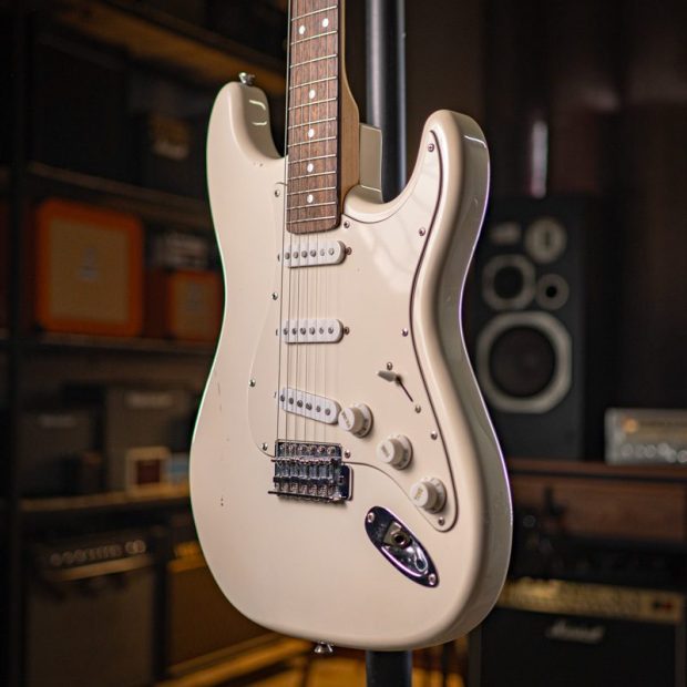 گیتار الکتریک ویژن Vision White Stratocaster SSS - تصویر 2