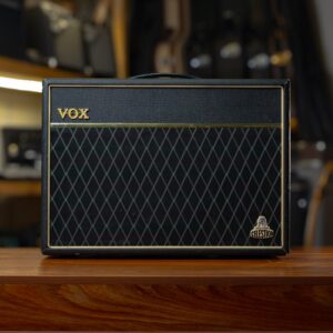 امپ گیتار الکتریک وُکس <br> VOX Cambridge 30 Reverb V9310
