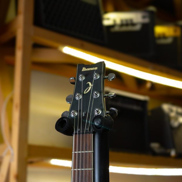 گیتار الکتریک آیبانز Ibanez ART120, Transparent Red Flat - تصویر 4