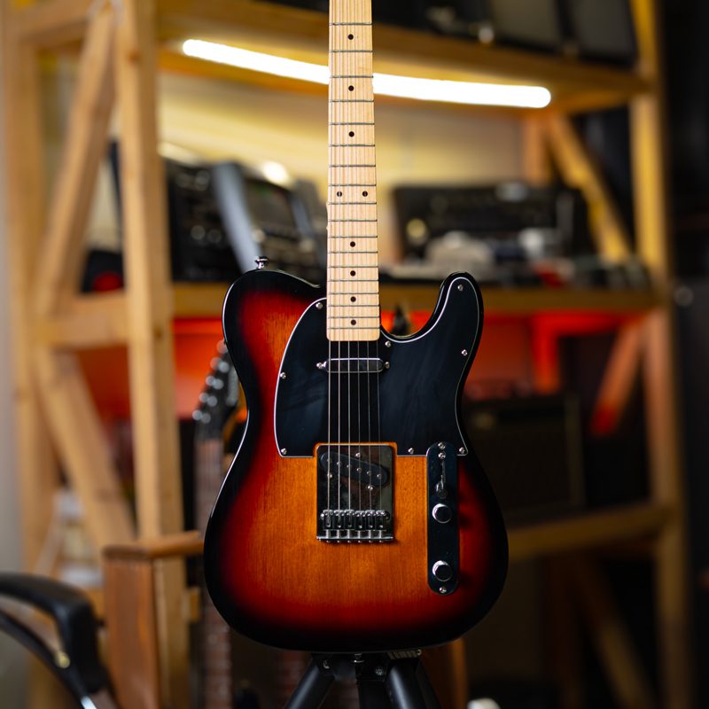 GE8075-pacoguitar-1 گیتار الکتریک فندر اِسکوایر <br> Fender Squier Affinity Telecaster 3-Color Sunburst - Image 1