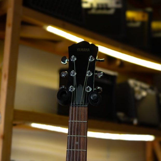 گیتار الکتریک یاماها Yamaha AES620 Honeyburst - تصویر 4