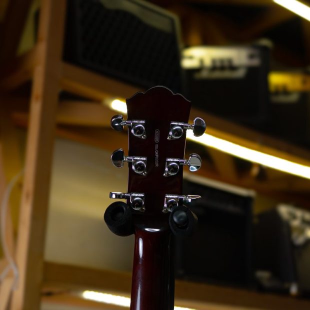 گیتار الکتریک یاماها Yamaha AES620 Honeyburst - تصویر 6