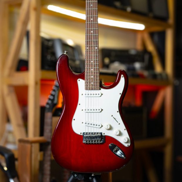 گیتار الکتریک گیگ GIG Stratocaster Red