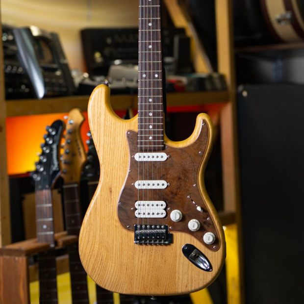 گیتار الکتریک جِی اند دی J&D Luthiers 'HSS' ST-Style (Natural) Custom - تصویر 1