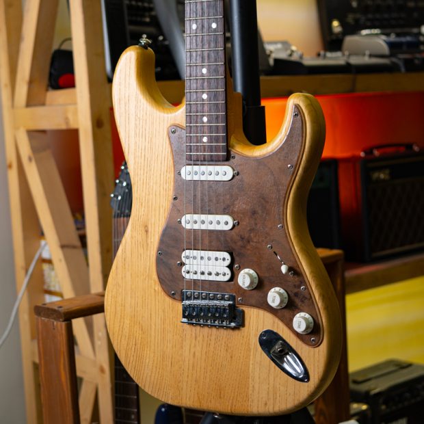 گیتار الکتریک جِی اند دی J&D Luthiers 'HSS' ST-Style (Natural) Custom - تصویر 2