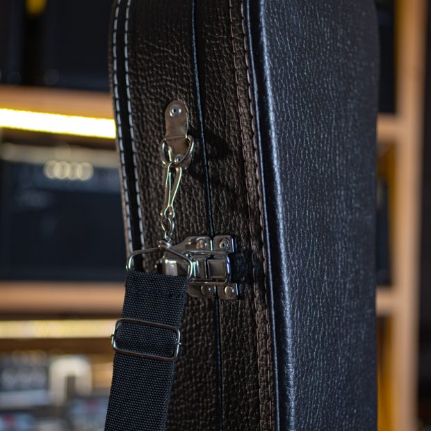 هارد کیس ساده چرم کلاسیک Classic Guitar Regular Hardcase - تصویر 6
