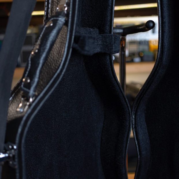 هارد کیس ساده چرم کلاسیک Classic Guitar Regular Hardcase - تصویر 9