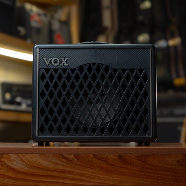 امپ گیتار الکتریک وُکس VOX VXII - تصویر 1