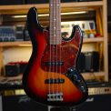 گیتار بیس لِیدبَک Laid Back Bass Guitar