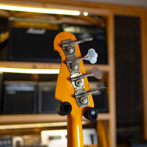 گیتار بیس لِیدبَک Laid Back Bass Guitar - تصویر 4
