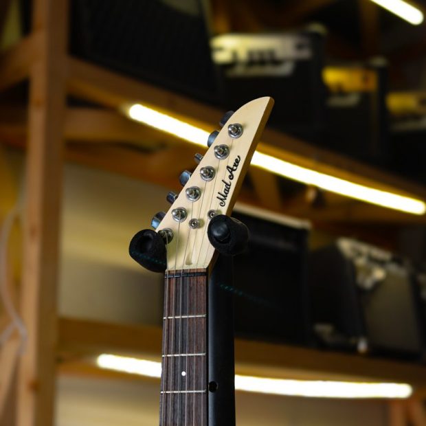 گیتار الکتریک آریا Aria Md Axe HSS - تصویر 4