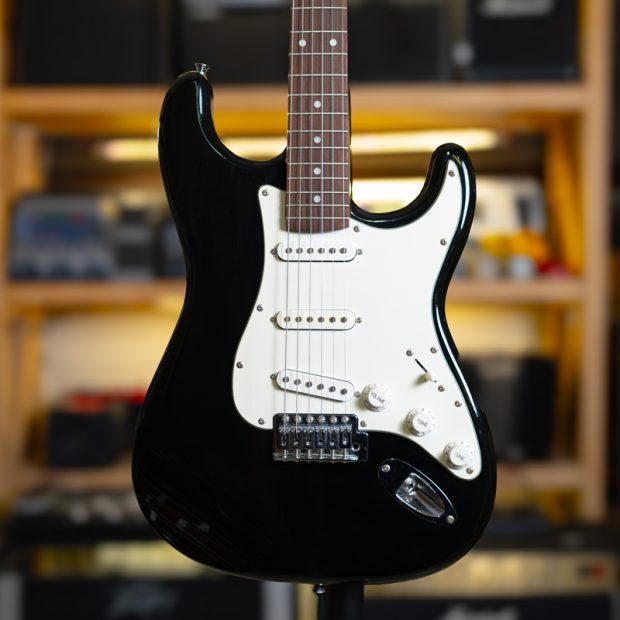 گیتار الکتریک فوتوژنیک Photogenic ST 180 Stratocaster Japan - تصویر 1