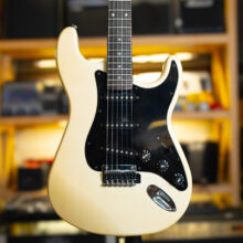 گیتار الکتریک بِرت Birth Stratocaster 80s Vintage White