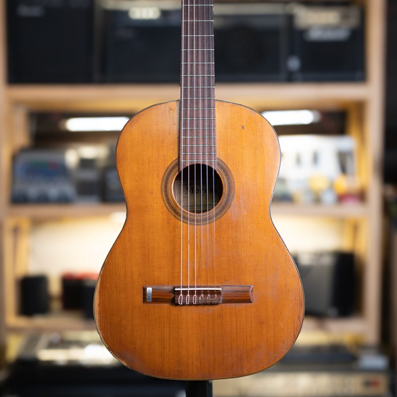 GC4037-pacoguitar-1 گیتار کلاسیک موریس Morris Ano 1967 Classic Guitar - Image 1