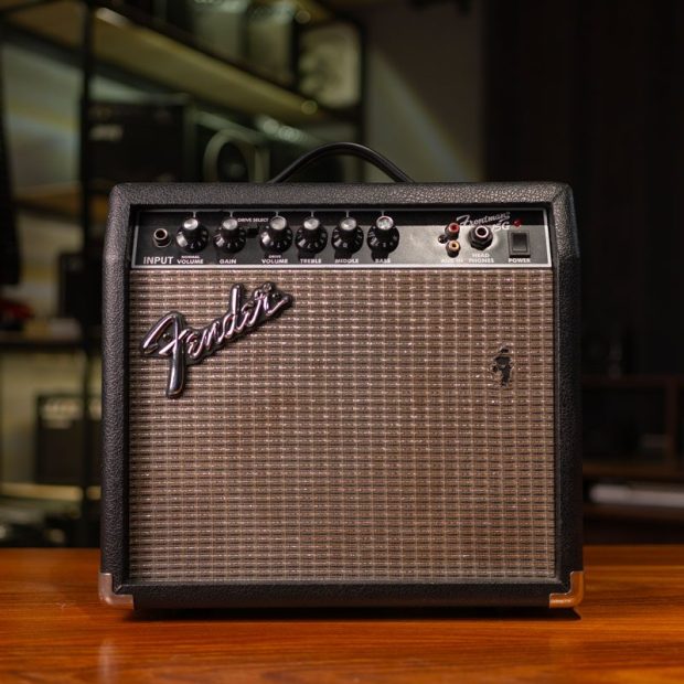 امپ گیتار الکتریک فندر Fender frontman 15g - تصویر 1