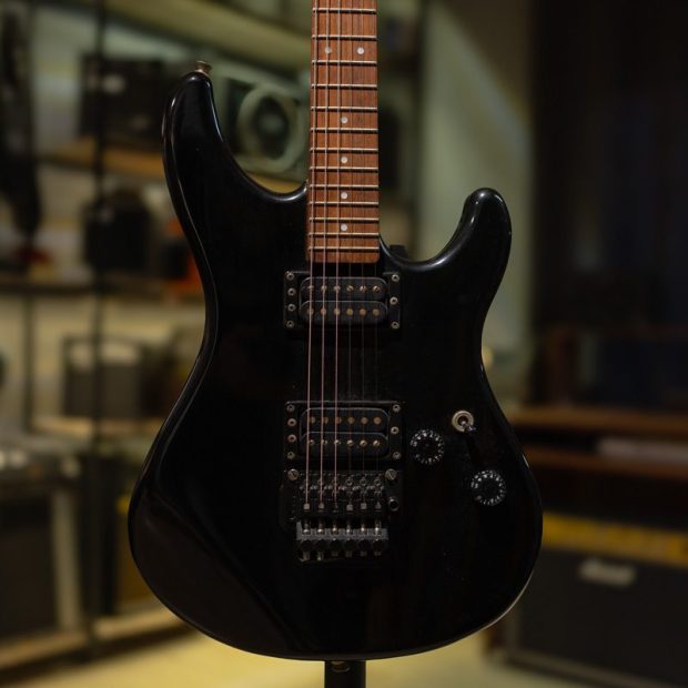 گیتار الکتریک یاماها Yamaha session 520 MIJ Floyd Rose - تصویر 1