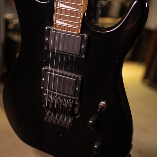 گیتار الکتریک یَبو Yabo Electric Guitar - تصویر 3