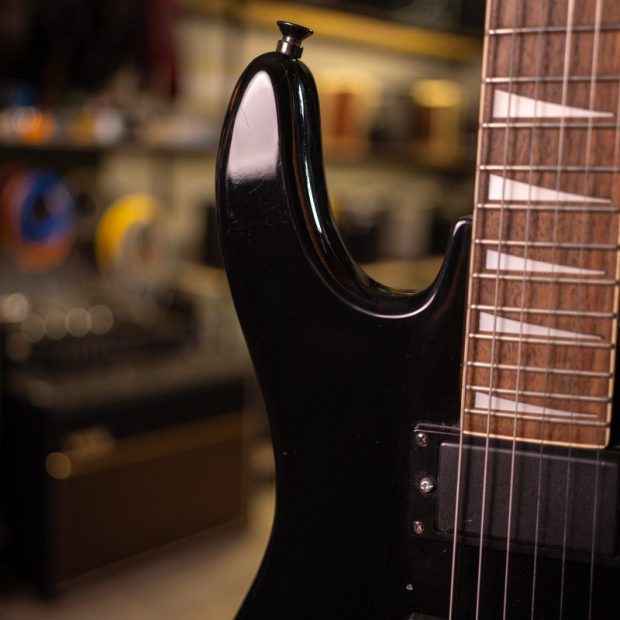 گیتار الکتریک یَبو Yabo Electric Guitar - تصویر 5