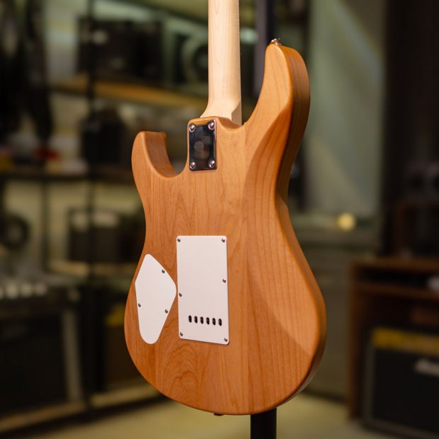 گیتار الکتریک یاماها Yamaha pacifica 112V - تصویر 2