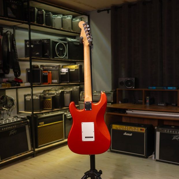 گیتار الکتریک باسکِرز Buskers Candy Apple Red SSS - تصویر 7