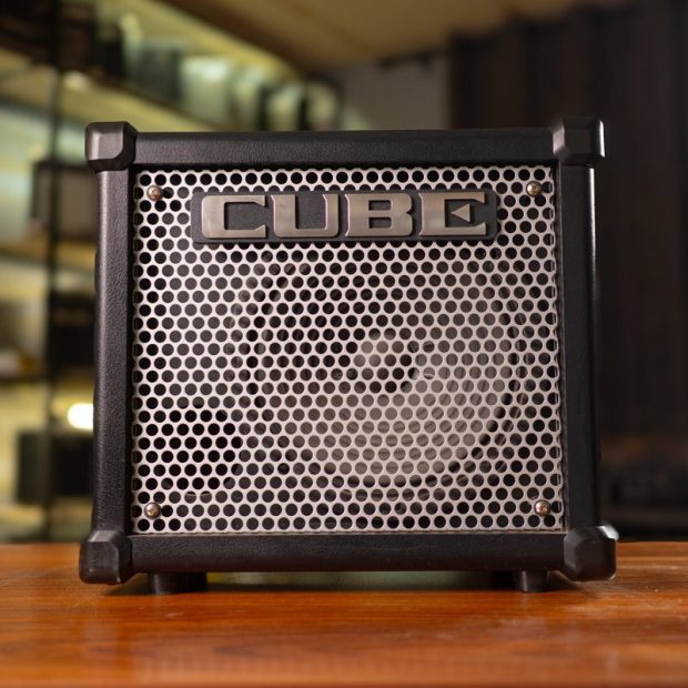امپ گیتار الکتریک رولَند Roland Cube 10GX - تصویر 1