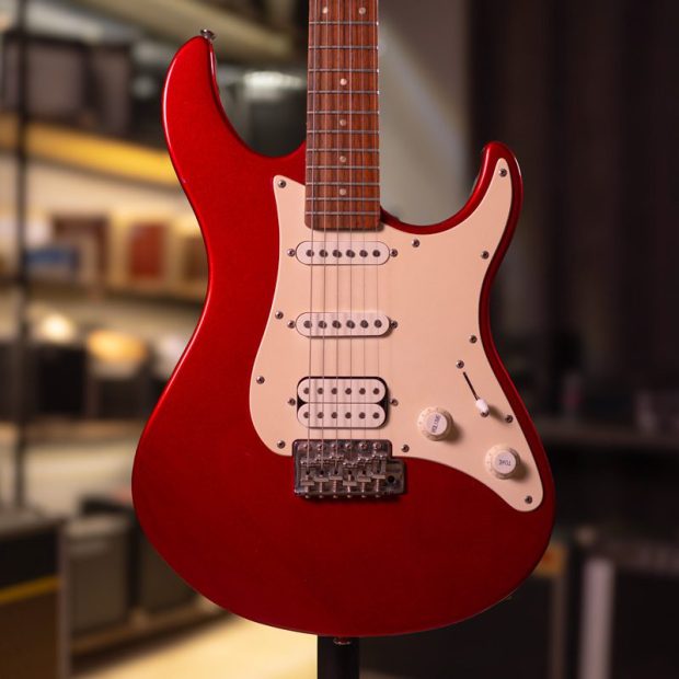 گیتار الکتریک یاماها Yamaha EG112C - Red - تصویر 1