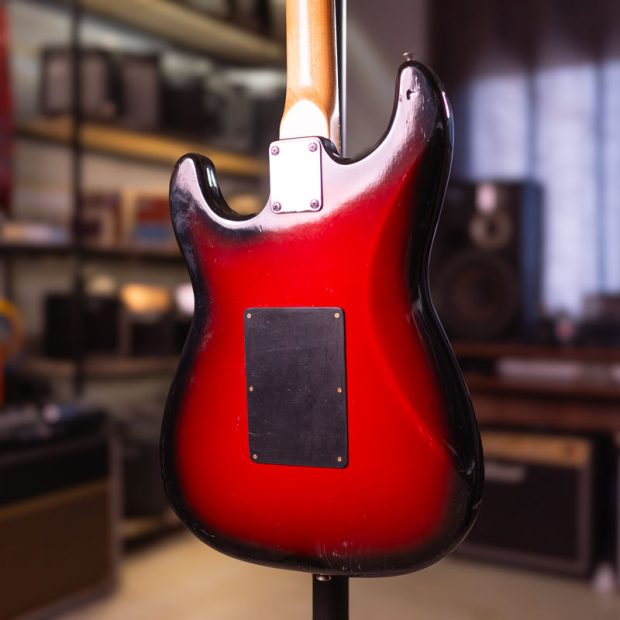 گیتار الکتریک فتوژِنیک Photogenic Strat Black and Red Sunburst - تصویر 5