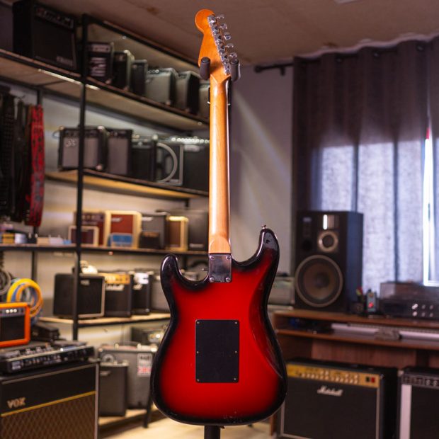 گیتار الکتریک فتوژِنیک Photogenic Strat Black and Red Sunburst - تصویر 9