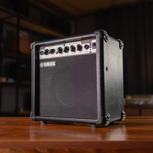 امپ گیتار الکتریک یاماها YAMAHA GA-15 - تصویر 2