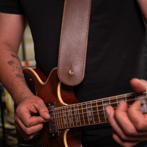 استرپ گیتار تمام چرم Leather Guitar Strap - تصویر 2