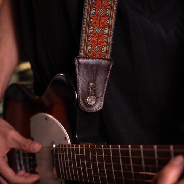 استرپ گیتار نیمه چرم راگ Rug Guitar Strap - تصویر 2