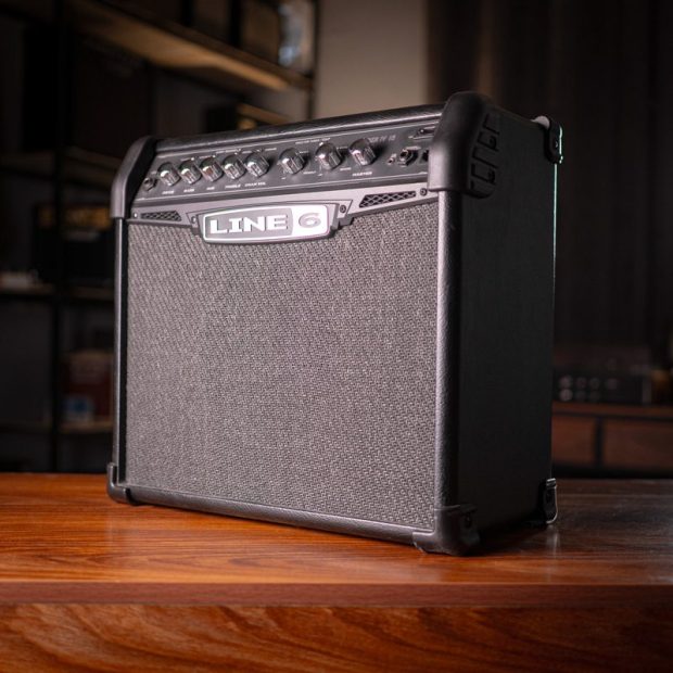 امپ گیتار الکتریک لاین سیکس Line-6 Spider IV15 - تصویر 2