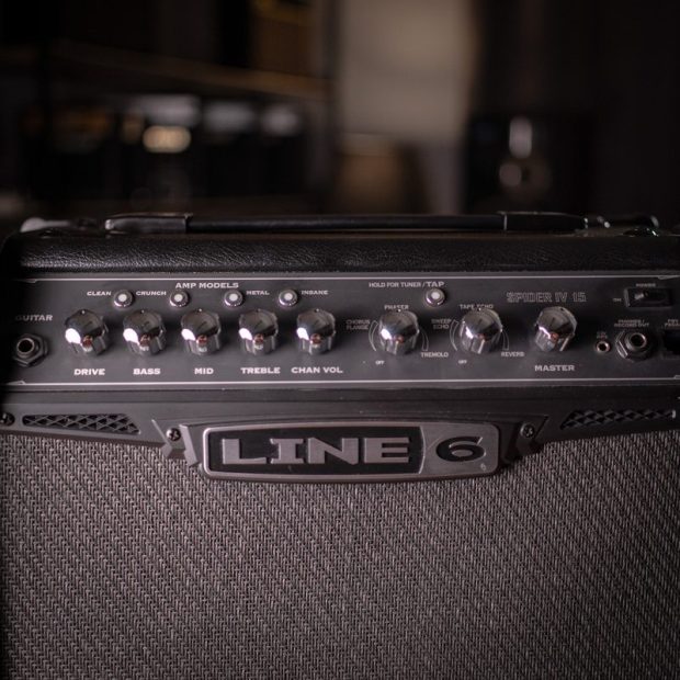 امپ گیتار الکتریک لاین سیکس Line-6 Spider IV15 - تصویر 5