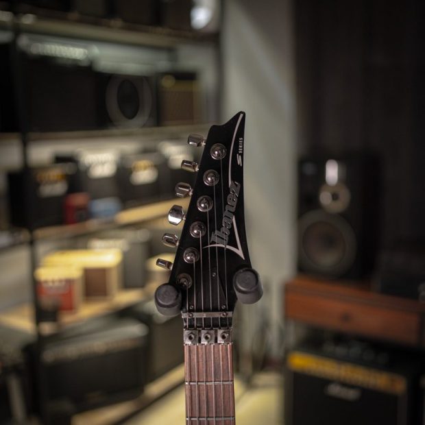گیتار الکتریک آیبانِز IBANEZ S320 - تصویر 5