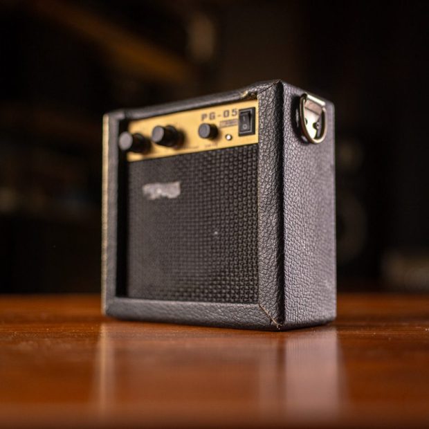 مینی امپ گیتار الکتریک E-Wave PG-05 5W mini guitar amplifier - تصویر 2