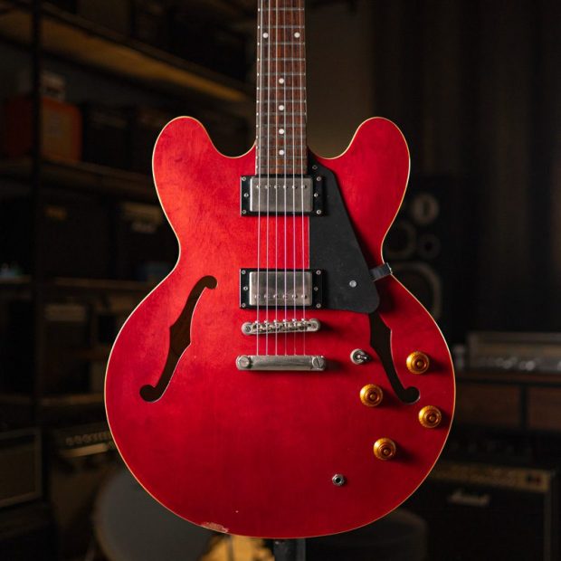 گیتار الکتریک اِپیفون Epiphone Red semi Hollow - تصویر 1