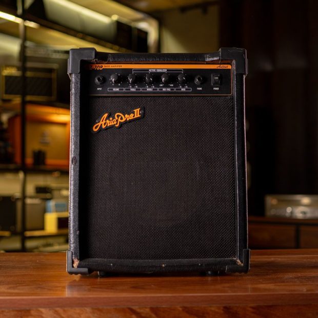 امپ گیتار بیس آریا پرو Aria Pro II AZ-10B Bass Amp - تصویر 1