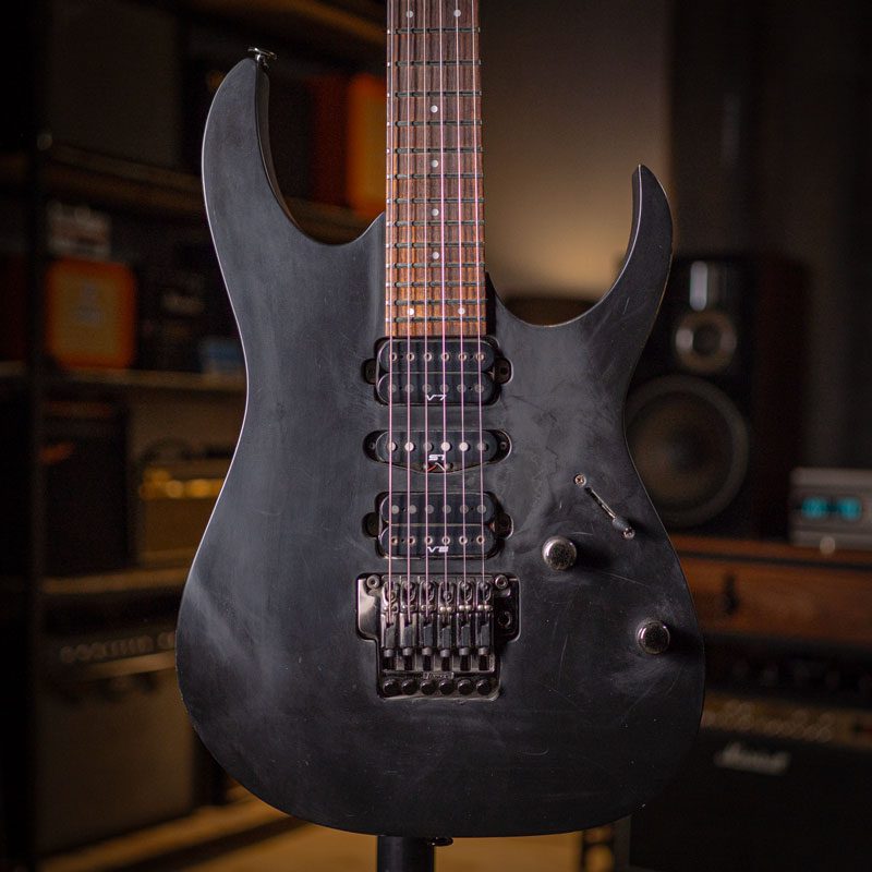 GE8240-pacoguitar-1 گیتار الکتریک آیبانِز ibanez Prestige HSH Black - Image 1