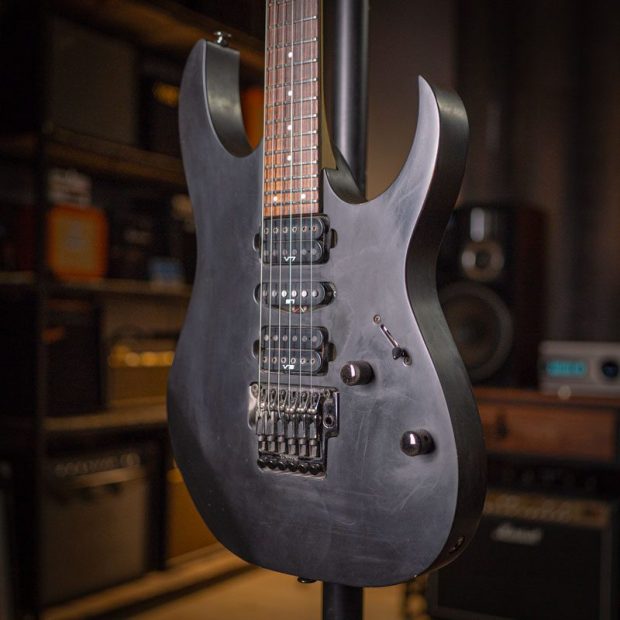 گیتار الکتریک آیبانِز ibanez Prestige HSH Black - تصویر 2