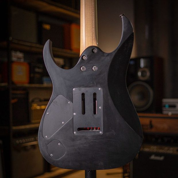 گیتار الکتریک آیبانِز ibanez Prestige HSH Black - تصویر 5
