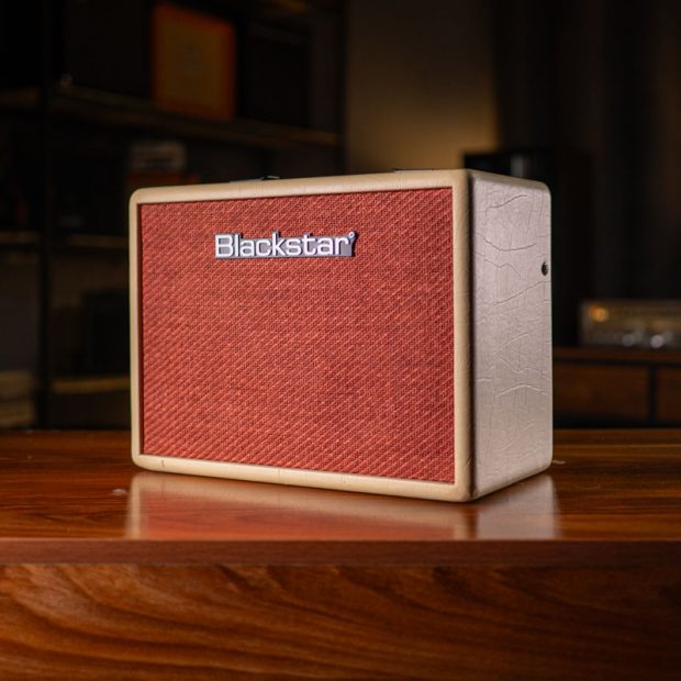 امپ گیتار الکتریک بلک استار  BlackStar Debut 15E - تصویر 2