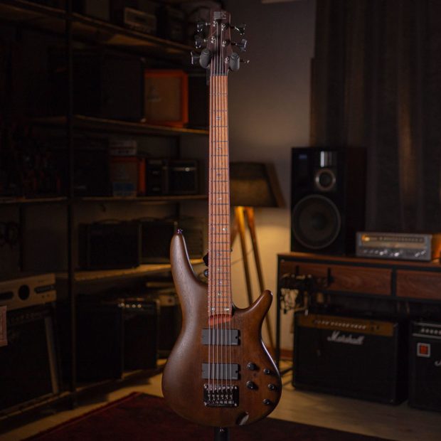 گیتار بیس آیبانِز Ibanez SRC6 Bass Guitar - Walnut Flat - تصویر 7