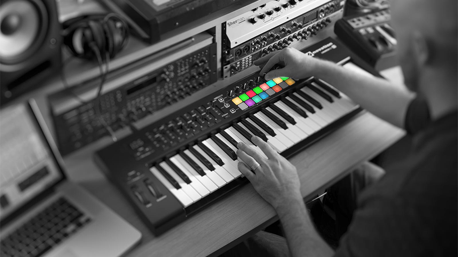 Novation Launchkey 49 MKII میدی کنترلر Novation Launchkey 49 MKII میدی کنترلر