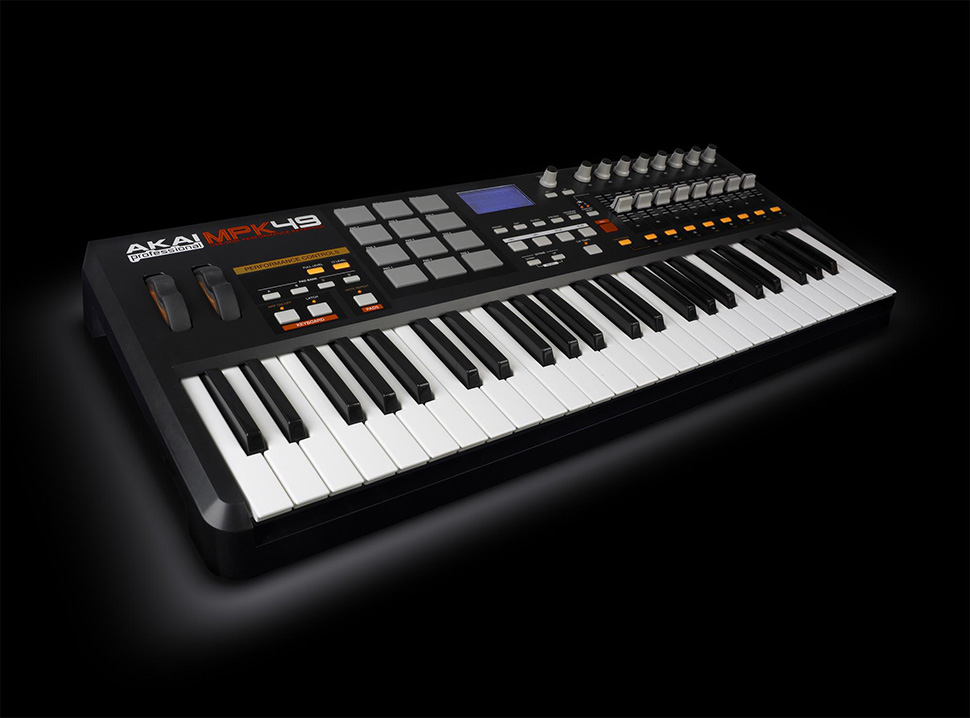AKAI MPK49 میدی کنترلر