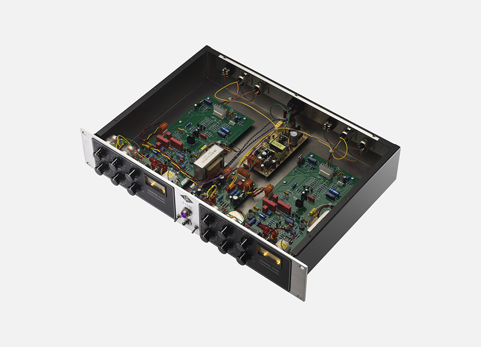 Universal Audio 2-1176 پردازشگر Universal Audio 2-1176 پردازشگر