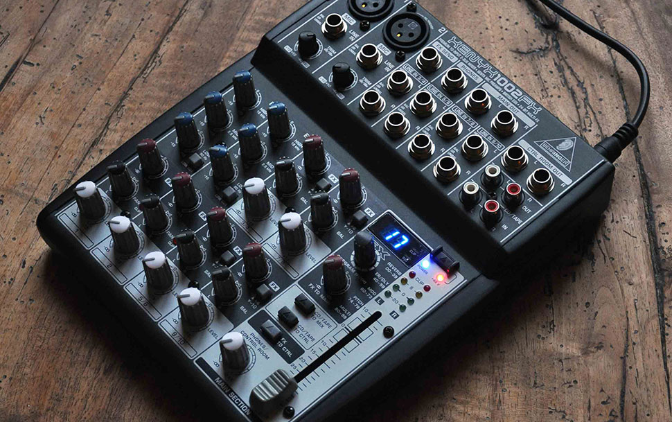 Behringer Xenyx 1002FX میکسر