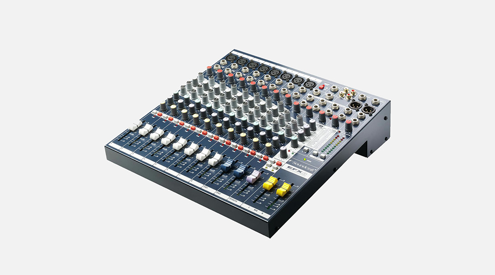 Soundcraft EFX8 میکسر Soundcraft EFX8 میکسر
