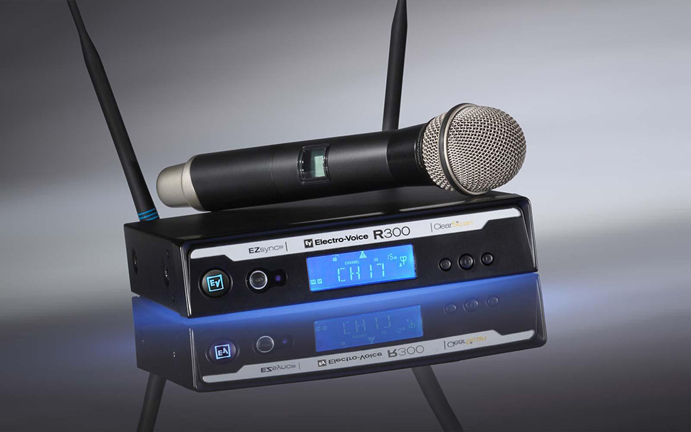 Electro Voice R300-HD میکروفن بیسیم Electro Voice R300-HD میکروفن بیسیم