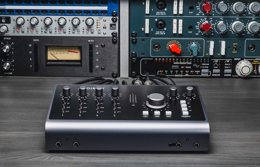 کارت صدا Audient iD44 MKII کارت صدا Audient iD44 MKII